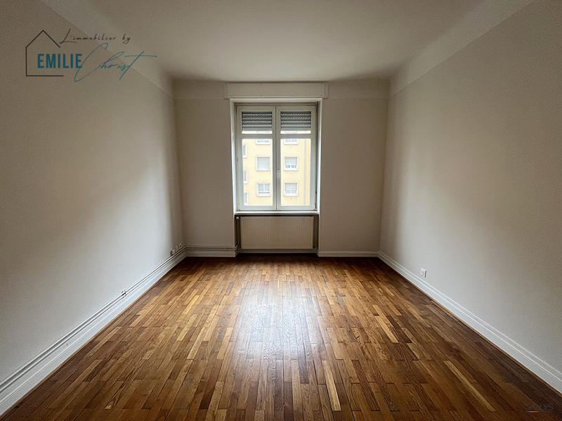 Appartement - 95 m² - 3 pièces