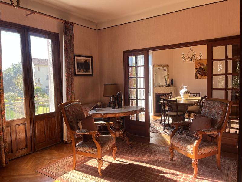 Maison - 186 m² - 5 pièces