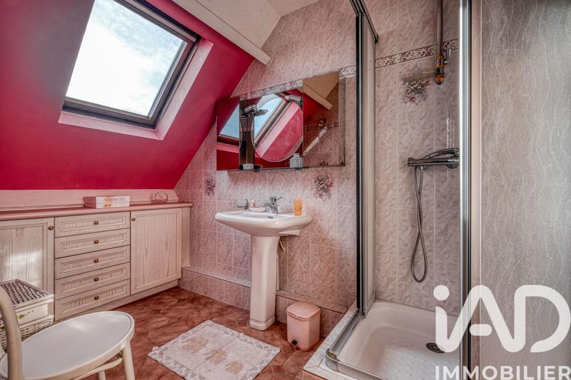 Maison - 139 m² - 6 pièces
