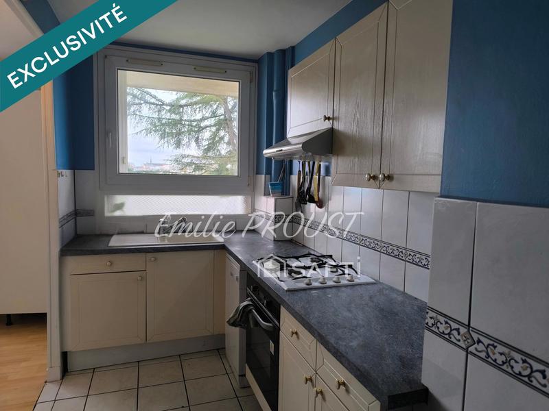 Appartement - 90 m² - 5 pièces