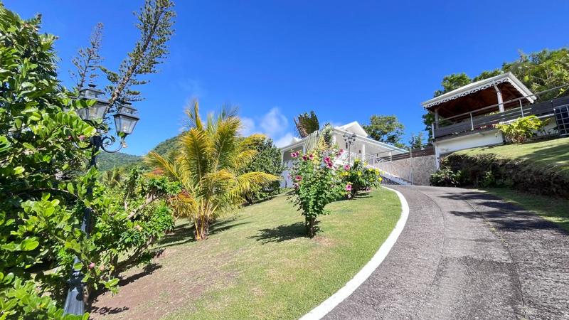 Villa - 200 m² - 6 pièces