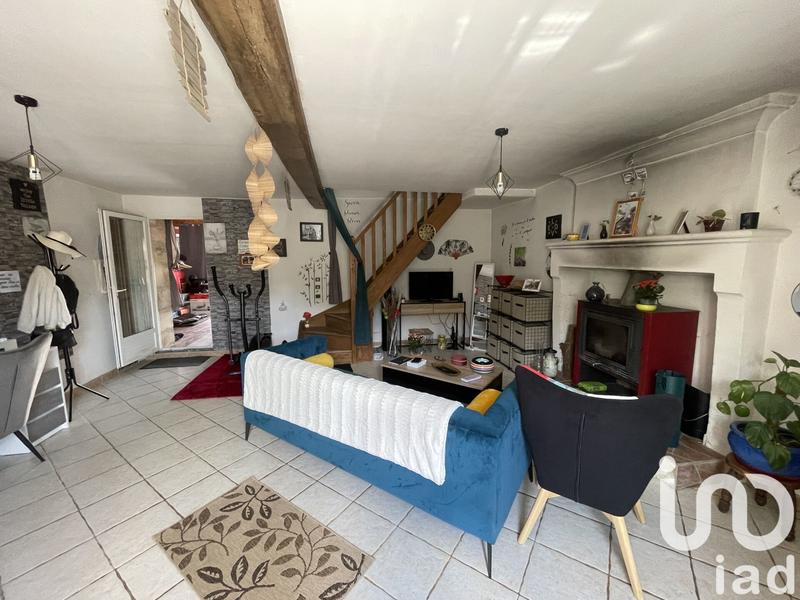 Maison - 752 m² - 4 pièces