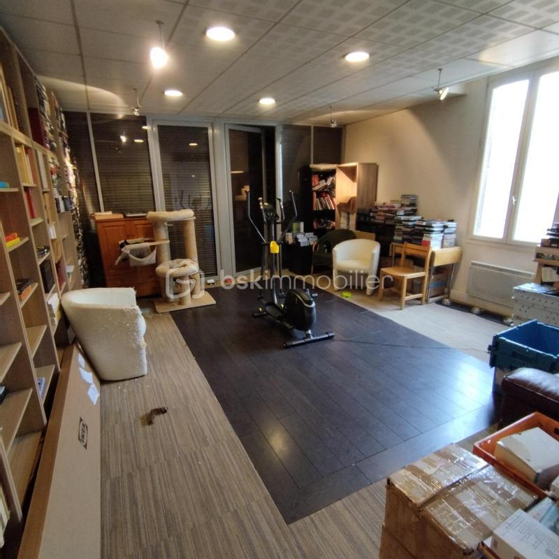 Atelier d'activités - 185 m² - 7 pièces