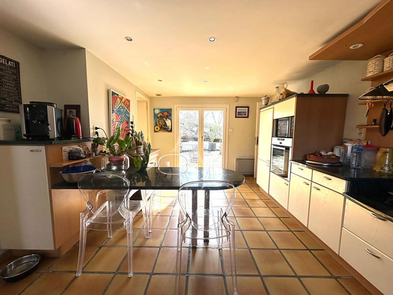 Maison - 194 m² - 5 pièces