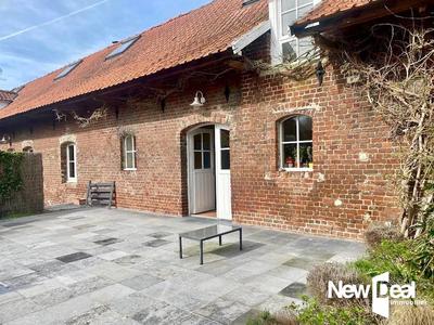 Corps de ferme - 188 m² - 6 pièces