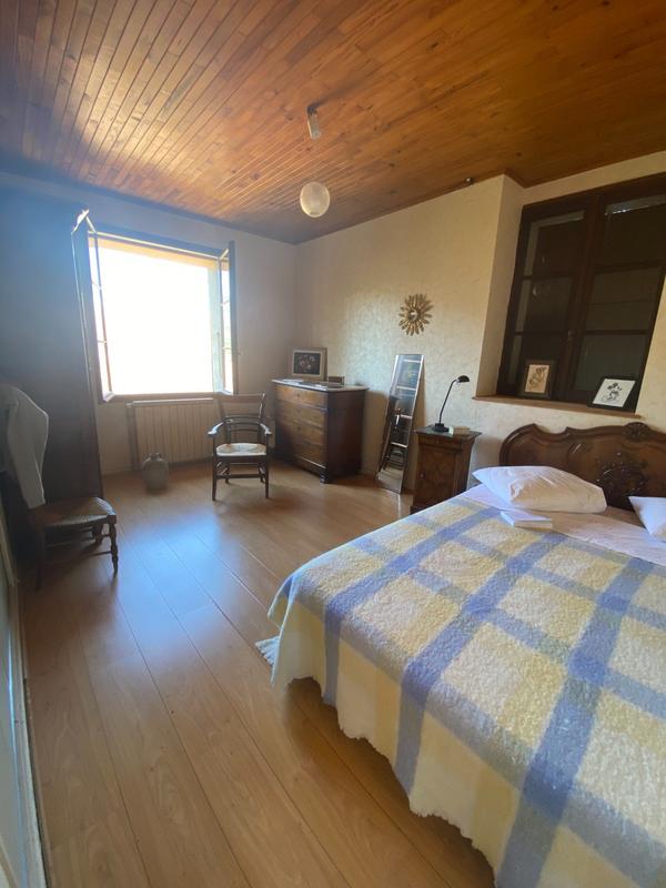 Maison - 190 m² - 5 pièces