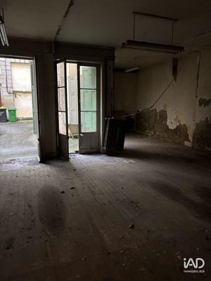 Local commercial - 219 m²