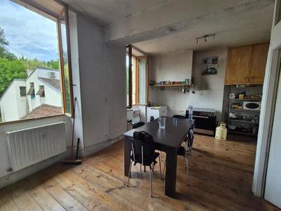 Immeuble - 205 m² - 8 pièces