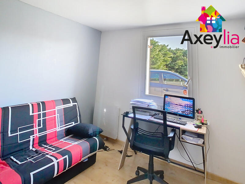 Maison - 97 m² - 5 pièces