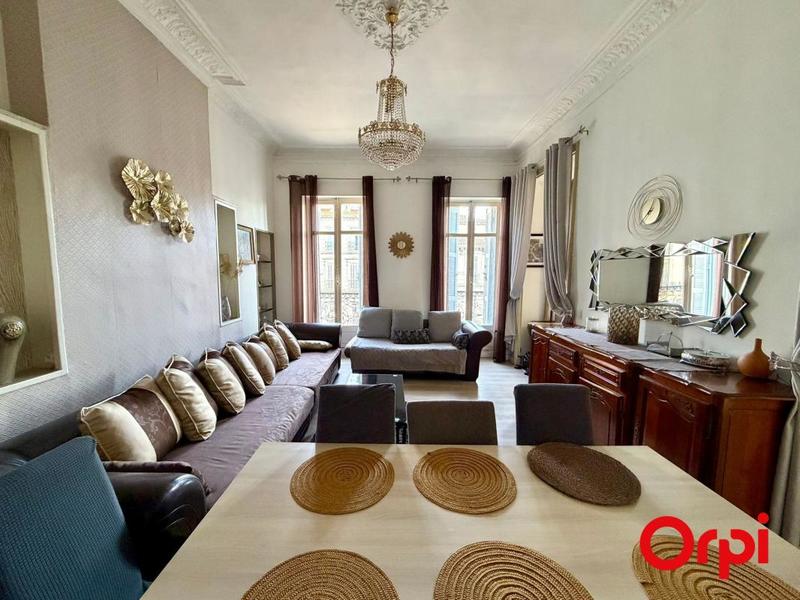 Appartement - 128 m² - 5 pièces