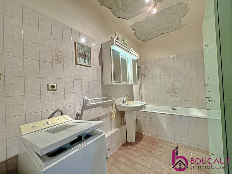 Appartement - 90 m² - 4 pièces