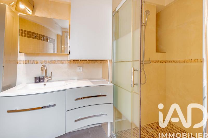 Appartement - 94 m² - 4 pièces