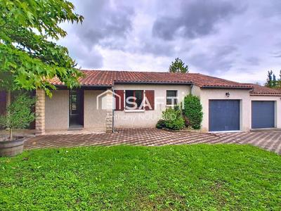 Maison - 102 m² - 4 pièces