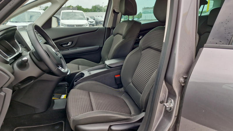 Renault Grand Scénic IV Tce 140 Edc Business 7 Places
