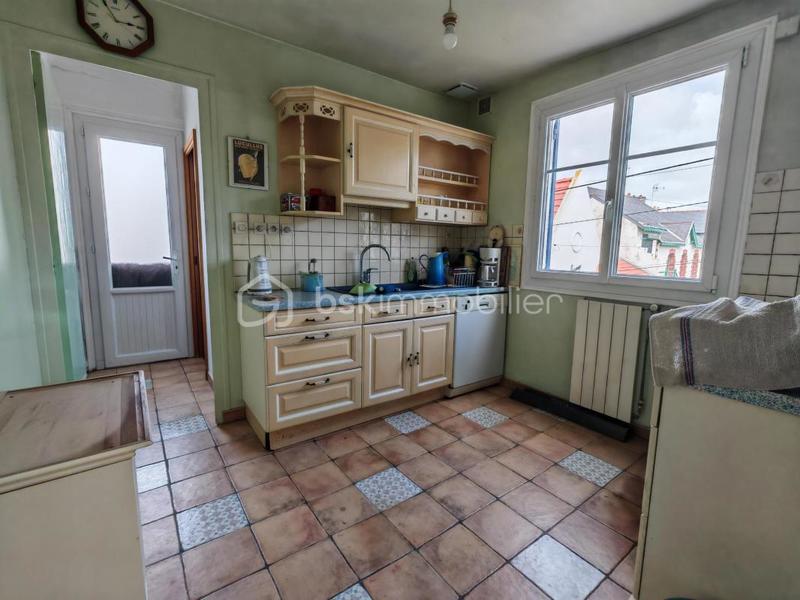 Maison traditionnelle - 81 m² - 5 pièces