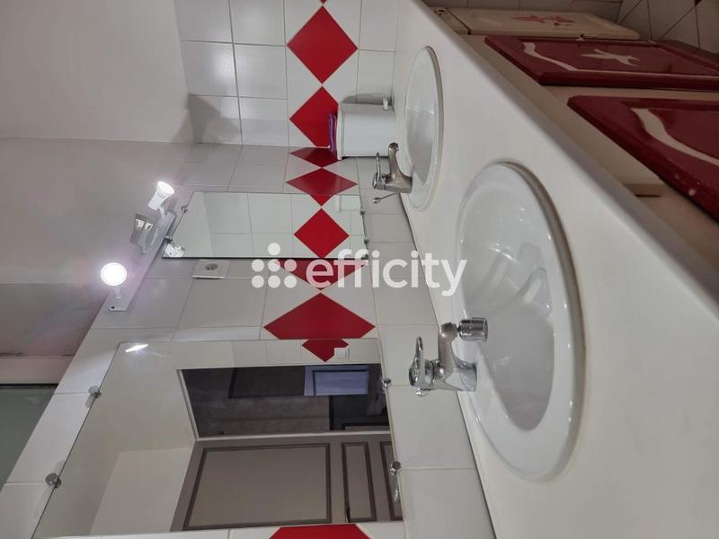 Appartement - 136 m² - 5 pièces