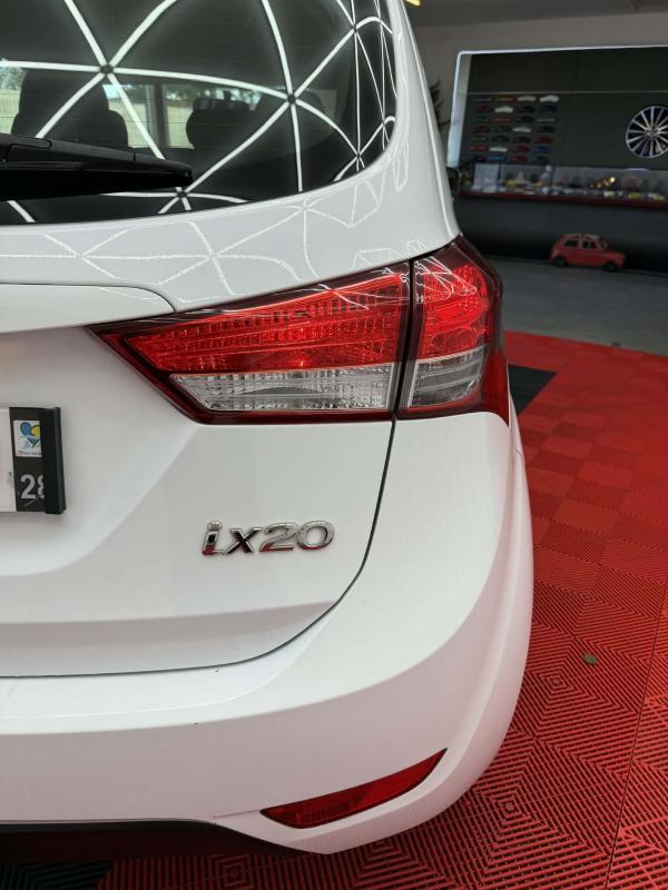 Hyundai ix20 1.4 i 90 cv 16v
