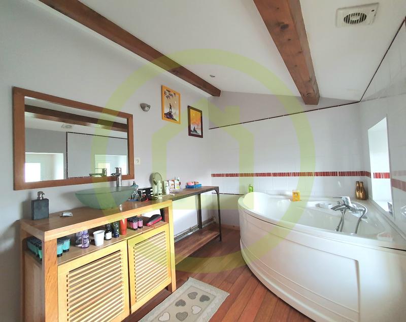 Maison en pierre - 150 m² - 5 pièces