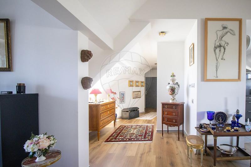 Appartement - 90 m² - 3 pièces