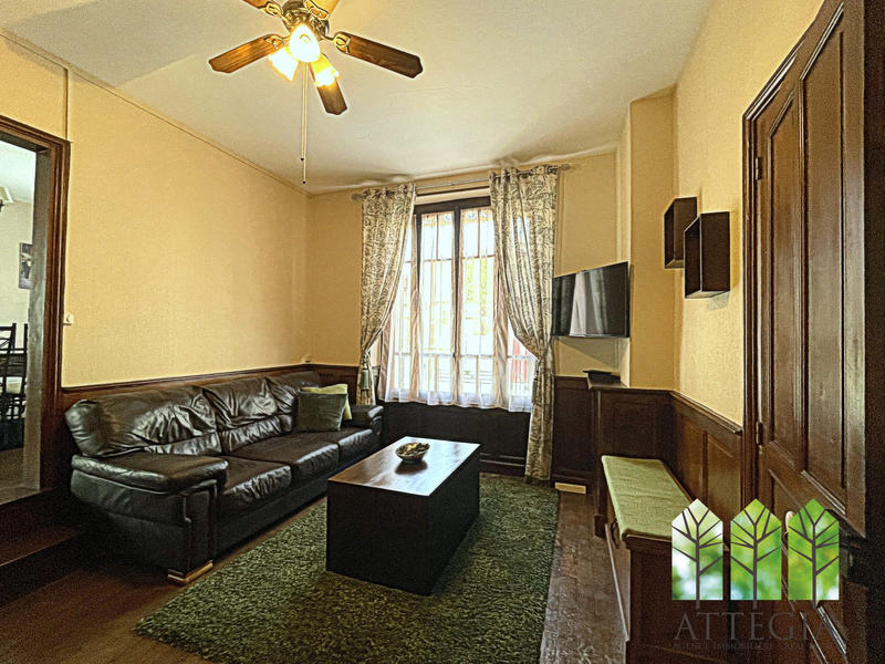 Maison - 165 m² - 8 pièces