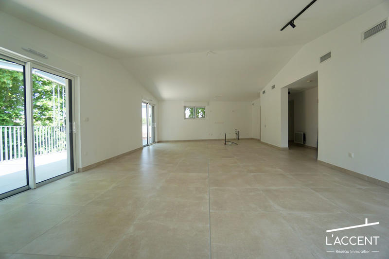 Appartement - 140 m² - 4 pièces