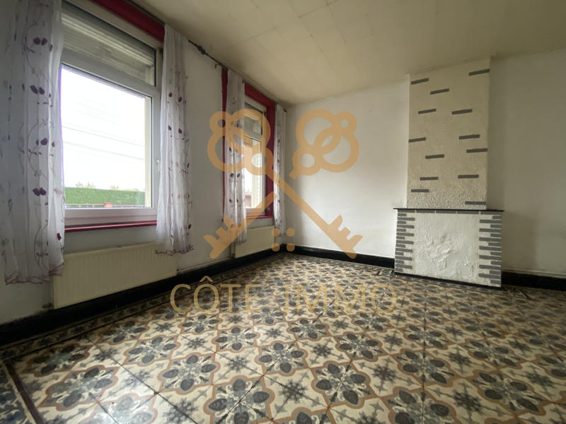 Maison - 95 m² - 5 pièces