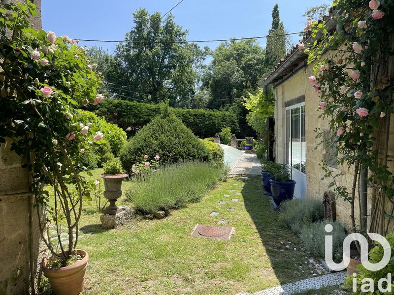 Maison de campagne - 300 m² - 10 pièces