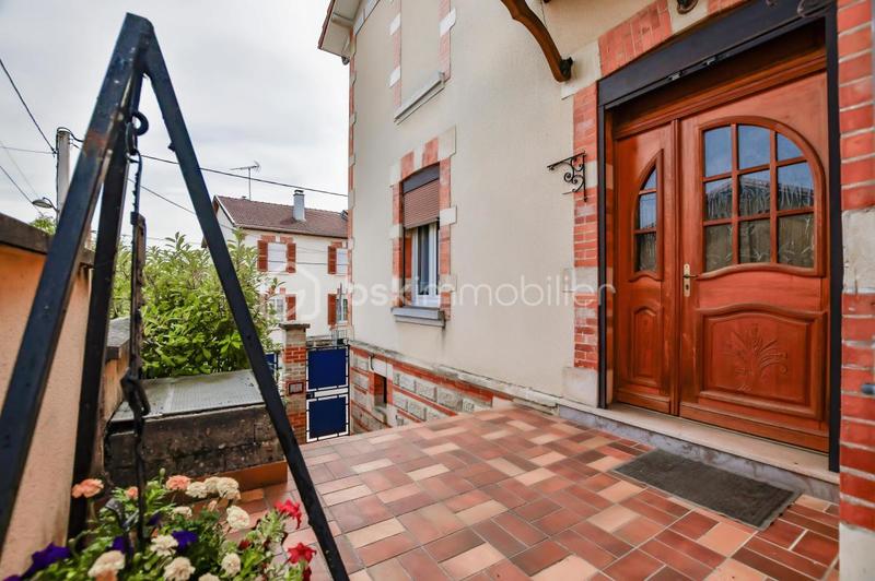 Maison de maîtres - 180 m² - 7 pièces