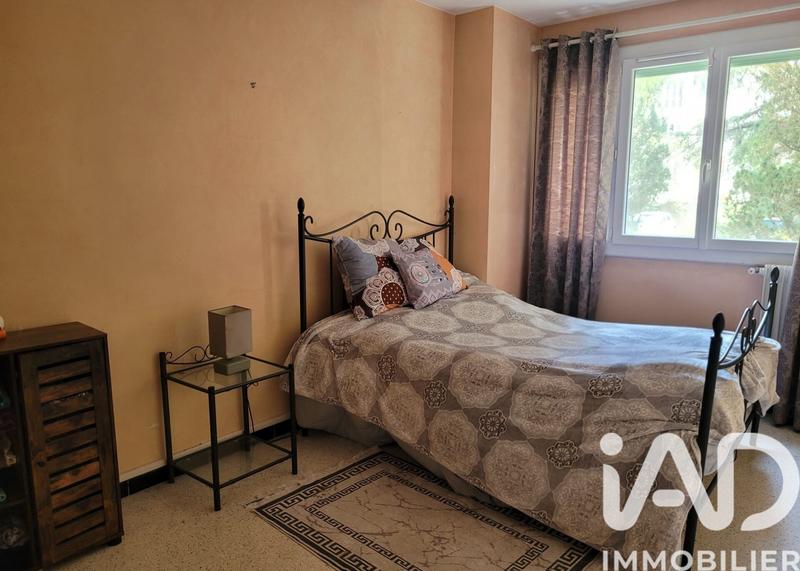 Appartement - 82 m² - 3 pièces