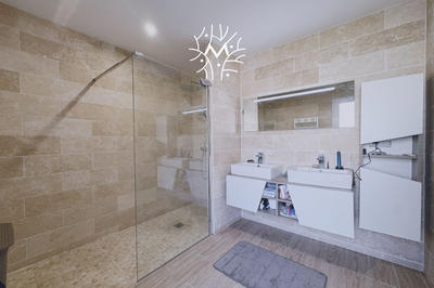 Maison contemporaine - 150 m² - 6 pièces