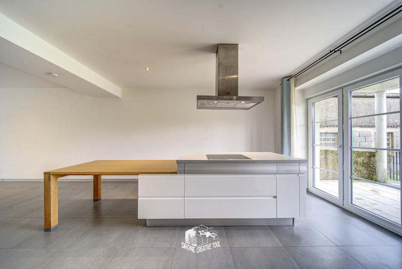 Appartement - 82 m² - 4 pièces