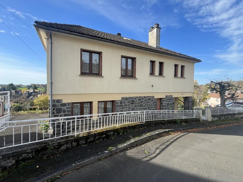 Maison - 118 m² - 6 pièces