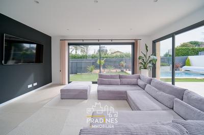 Maison - 121 m² - 5 pièces