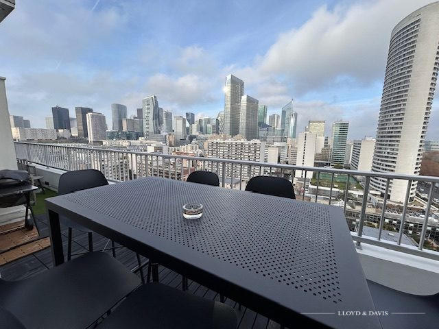 Appartement - 160 m² - 5 pièces