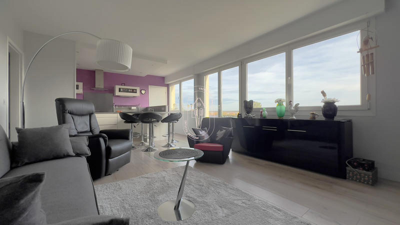 Appartement - 85 m² - 4 pièces