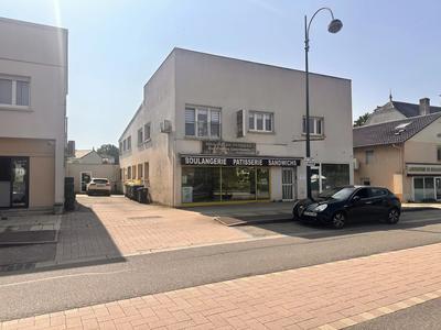 Immeuble mixte - 312 m² - 15 pièces