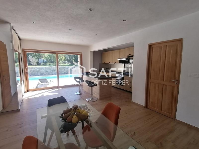 Maison - 170 m² - 5 pièces