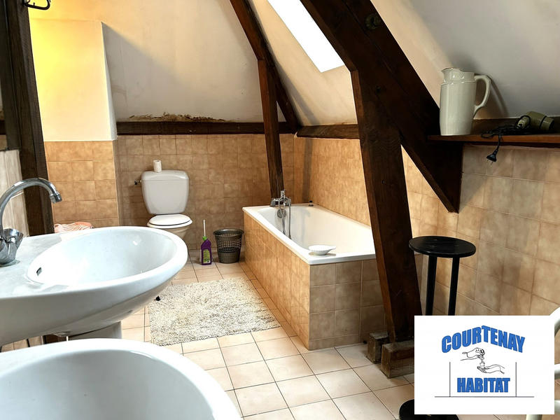 Maison ancienne - 191 m² - 6 pièces