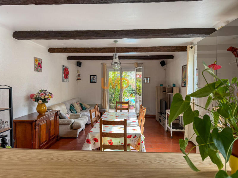 Maison - 185 m² - 6 pièces