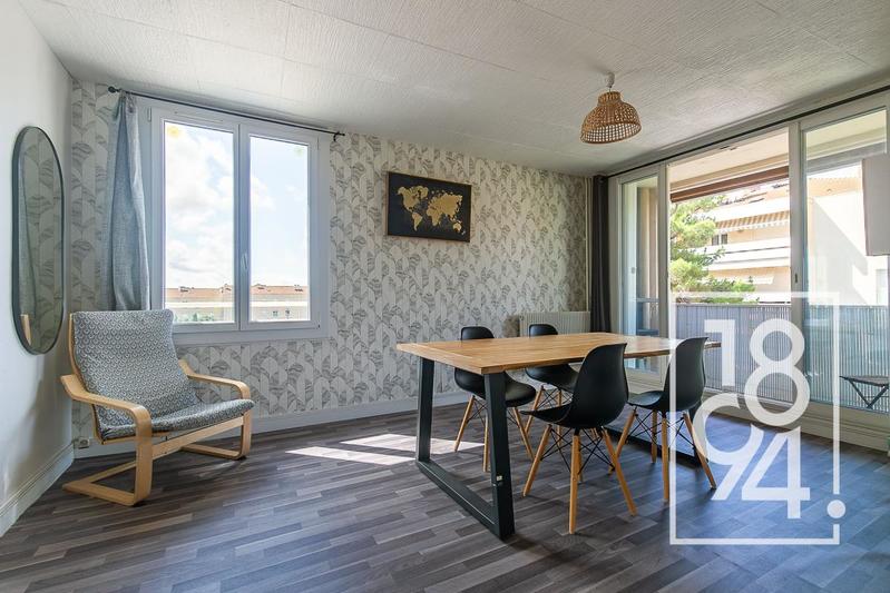 Appartement - 85 m² - 4 pièces