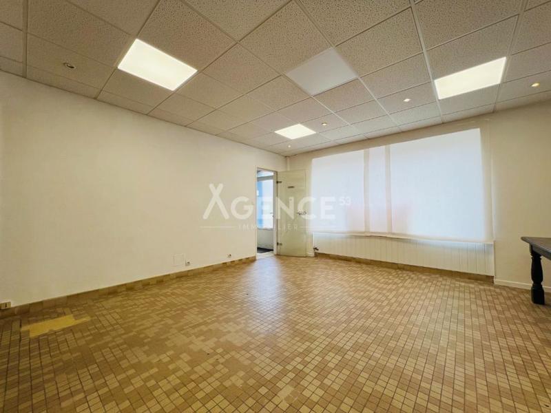 Immeuble - 156 m² - 9 pièces