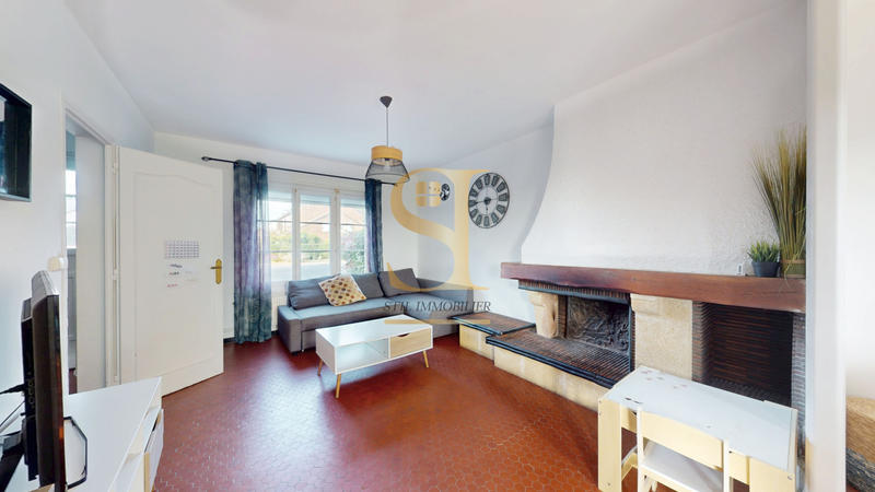 Maison - 99 m² - 6 pièces