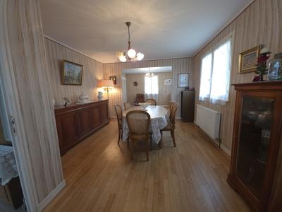 Maison - 95 m² - 6 pièces