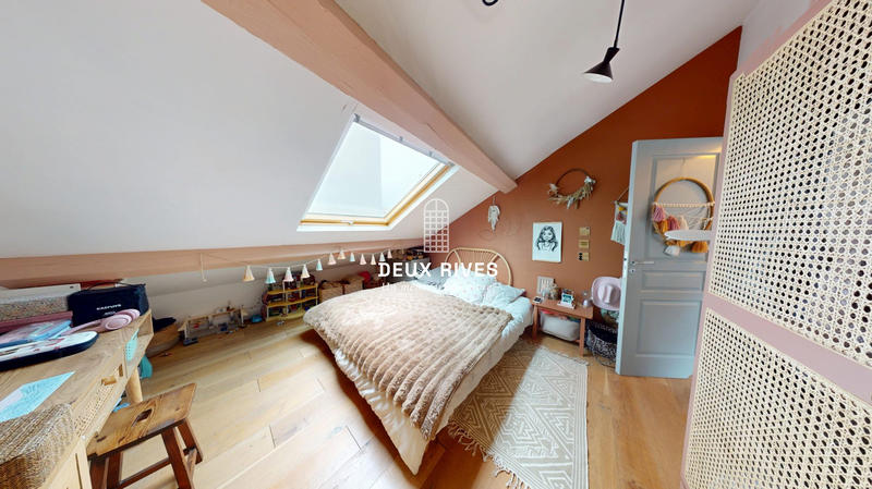 Appartement - 85 m² - 3 pièces