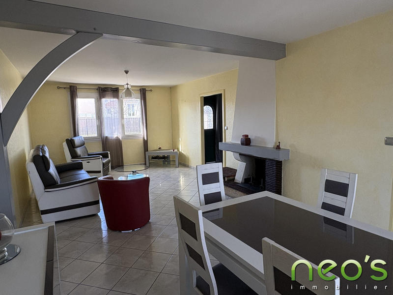 Maison - 92 m² - 5 pièces