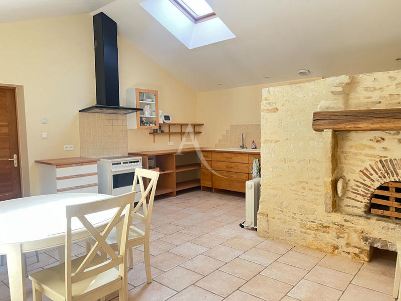 Maison - 310 m² - 12 pièces