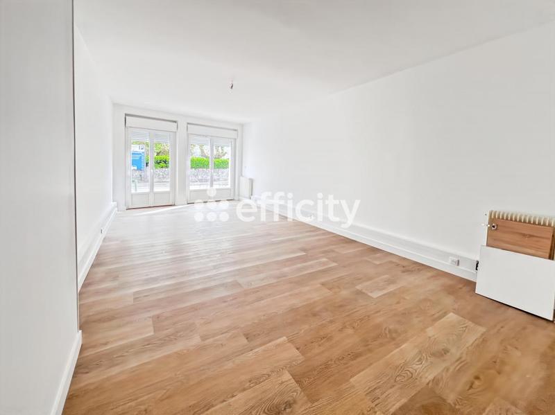 Appartement - 75 m² - 3 pièces
