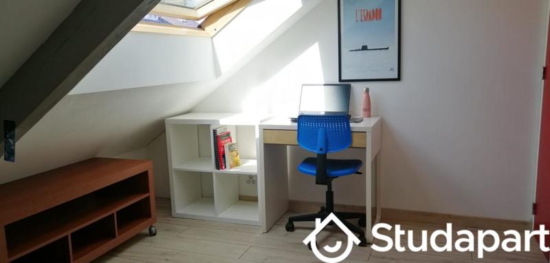 Chambre - 12 m² - 1 pièce