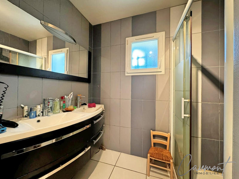 Maison - 175 m² - 7 pièces