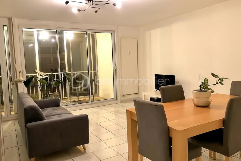 Appartement - 77 m² - 4 pièces